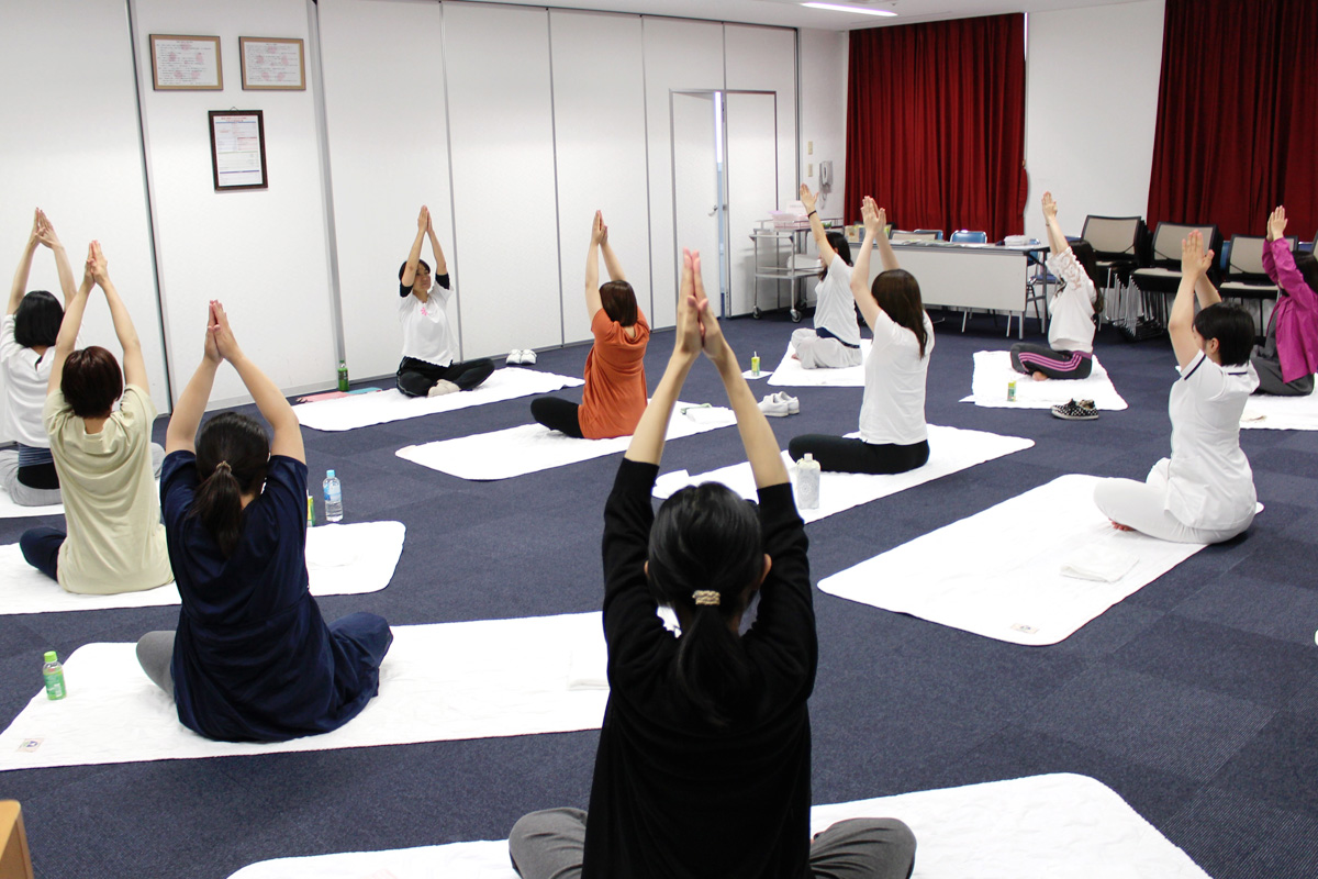 マタニティ・ヨーガクラス